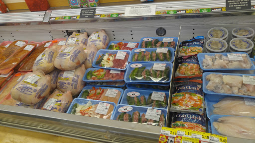 Grocery Store «Brookshire Brothers», reviews and photos, 603 E Houston St, Cleveland, TX 77327, USA