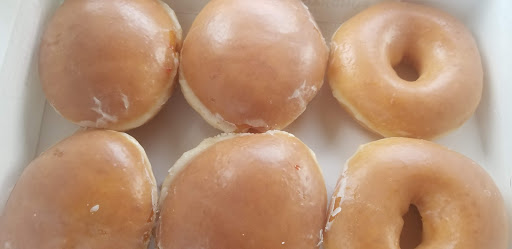 Bakery «Krispy Kreme Doughnuts», reviews and photos, 5318 W Irlo Bronson Memorial Hwy, Kissimmee, FL 34746, USA