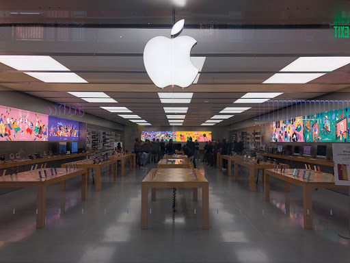 Computer Store «Apple Solomon Pond Mall», reviews and photos, 601 Donald Lynch Blvd, Marlborough, MA 01752, USA