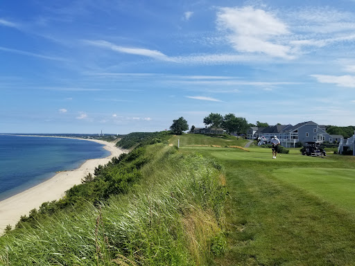 Country Club «White Cliffs Country Club», reviews and photos, 1 Eastcliff Dr, Plymouth, MA 02360, USA