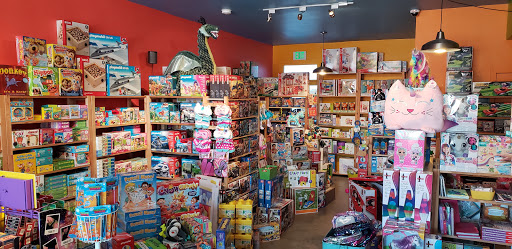 Huzzah Toys image