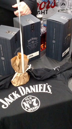 Liquor Store «Yankee Spirits Inc», reviews and photos, 628 Washington St, Attleboro, MA 02703, USA