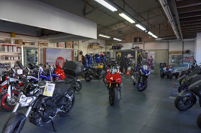 MOTO 42 à Mably