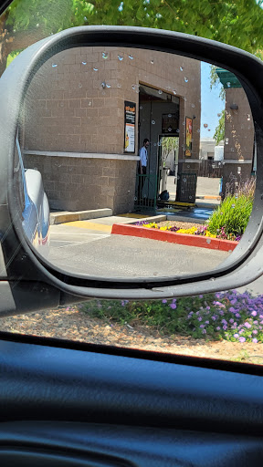 Car Wash «Quick Quack Car Wash - Citrus Heights», reviews and photos, 8017 Greenback Ln, Citrus Heights, CA 95610, USA