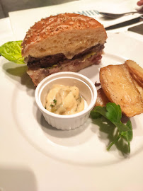 Hamburger du Restaurant français Le Récamier à Paris - n°3