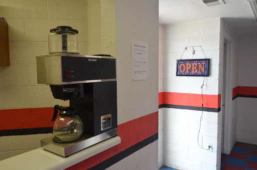 Used Car Dealer «Harris Boyz Auto», reviews and photos, 2115 S Riverside Dr, Iowa City, IA 52246, USA