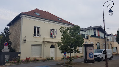 Mairie à Mériel