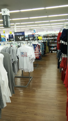 Discount Store «Walmart», reviews and photos, 1360 Town Centre Dr, Eagan, MN 55123, USA