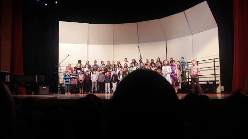 Performing Arts Theater «South Milwaukee Performing Arts Center», reviews and photos, 901 15th Ave, South Milwaukee, WI 53172, USA