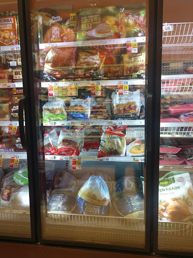 Supermarket «Tops Friendly Market», reviews and photos, 620 Nottingham Rd, Syracuse, NY 13210, USA