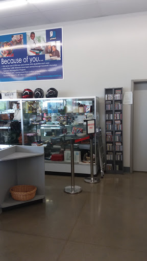 Thrift Store «Lebanon Goodwill Store», reviews and photos, 1161 E Main St, Lebanon, OH 45036, USA