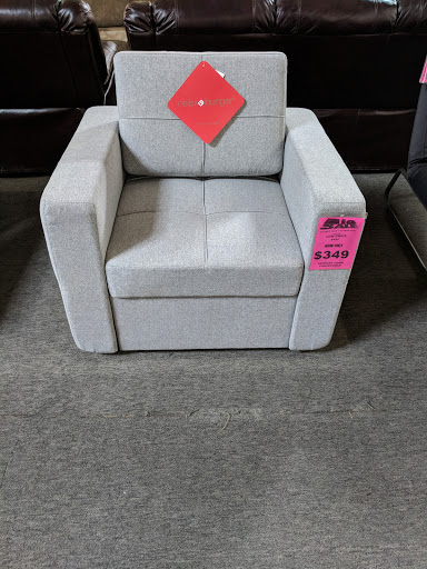 Warehouse «San Jose Furniture Warehouse», reviews and photos, 1065 S 5th St, San Jose, CA 95112, USA