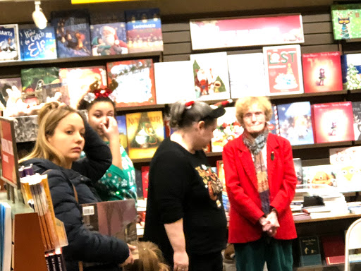 Book Store «Barnes & Noble», reviews and photos, 392 State Road Route 6, North Dartmouth, MA 02747, USA