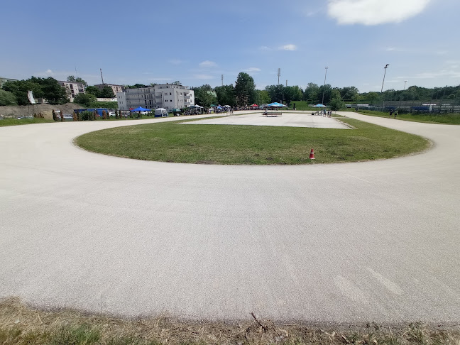 T.D.K.E. - Görkorcsolya pálya