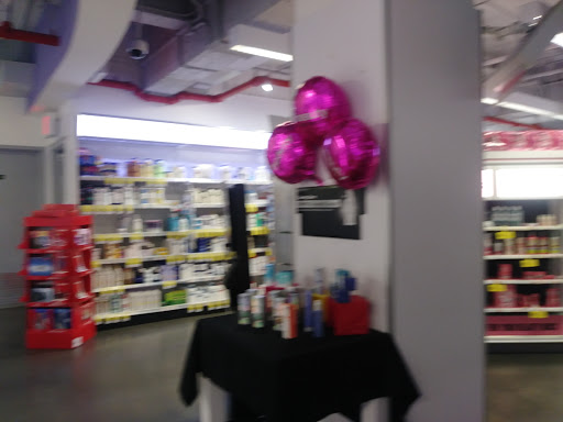 Drug Store «Duane Reade», reviews and photos, 13602 Roosevelt Ave, Flushing, NY 11354, USA