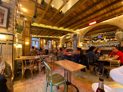 Bodeguita Casablanca - C. Adolfo Rodríguez Jurado, 12, 41001 Sevilla, Spain