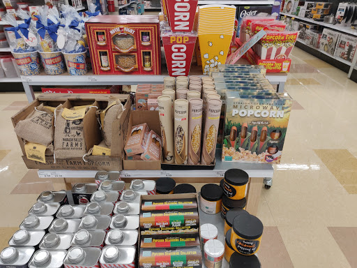 Grocery Store «Meijer», reviews and photos, 1900 E College Ave, Normal, IL 61761, USA