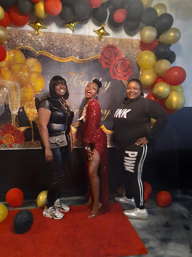 Bar «The Social Club Lounge and Event Venue», reviews and photos, 4419 Crossroads Center, Columbus, OH 43232, USA