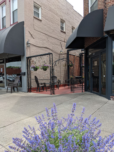 Coffee Shop «Shades Café & Steakhouse», reviews and photos, 2119 W Cumberland Ave, Middlesboro, KY 40965, USA