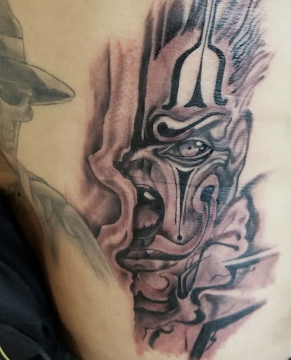 Explore gator tattoo ideas, creative tattoo ideas in Peoria, available at Modern Ink Tattoo