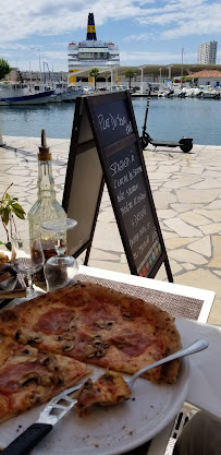 Pizza du Restaurant CHEZ GEPPETTO à Toulon - n°3