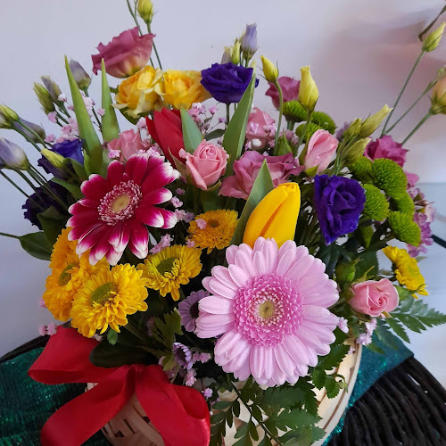 Opinii despre Zana cu flori în <nil> - Florărie