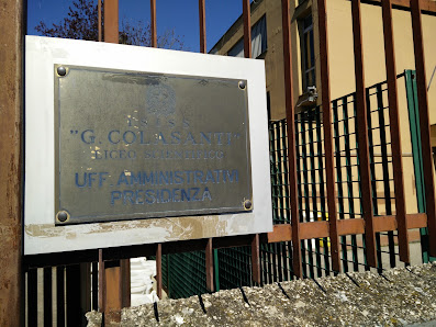 IIS Giuseppe Colasanti Via Francesco Petrarca, 40, 01033 Civita Castellana VT, Italia