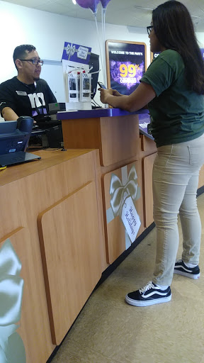 Cell Phone Store «MetroPCS Corporate Store», reviews and photos, 68 Rio Rancho Rd, Pomona, CA 91766, USA