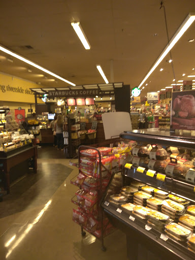 Grocery Store «Vons», reviews and photos, 3520 Riverside Plaza Dr, Riverside, CA 92506, USA