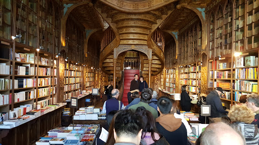 Book stores Oporto
