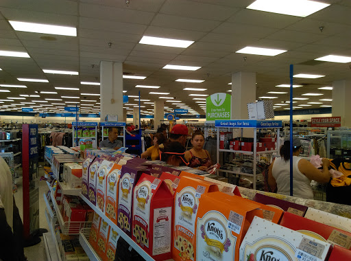 Clothing Store «Ross Dress for Less», reviews and photos, 6198 Little River Turnpike, Alexandria, VA 22312, USA