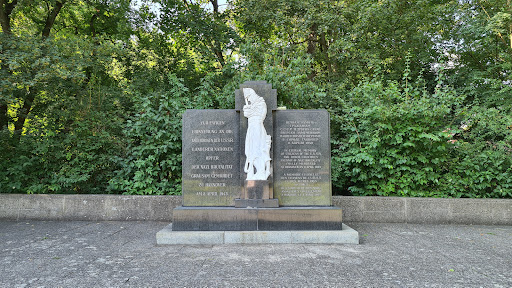 Ehrenfriedhof am Maschsee-Nordufer