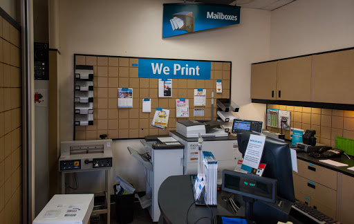 Shipping and Mailing Service «The UPS Store», reviews and photos, 2355 Fairview Ave N, Roseville, MN 55113, USA