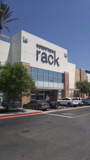 Nordstrom Rack, 3363 E Foothill Blvd, Pasadena, CA 91107, USA, 