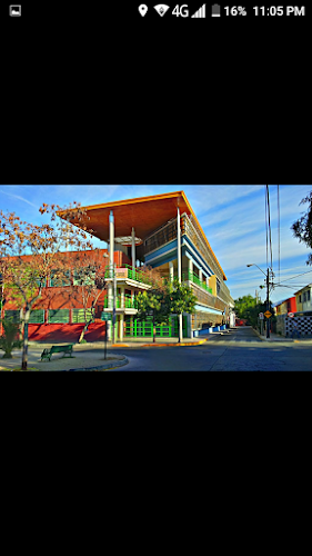 Opiniones de Liceo San Francisco de Quito en Independencia - Escuela
