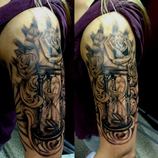 Tattoo Shop «Exploited Tattoo Inc», reviews and photos, 39 US-12, Fox Lake, IL 60020, USA