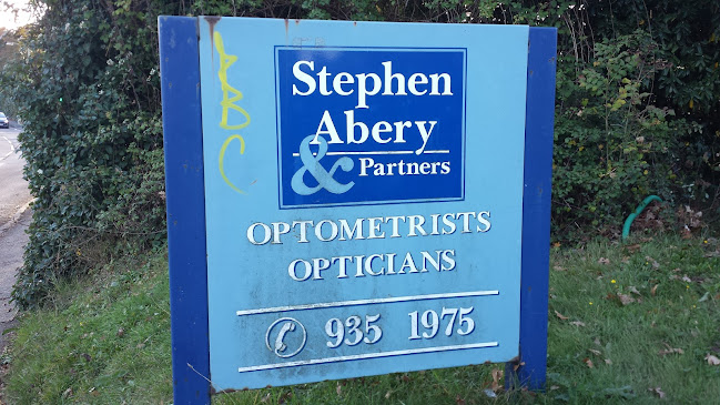 Reviews of Stephen Abery Opticians in Reading - Optician