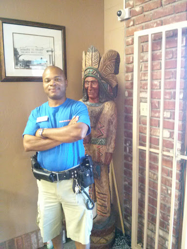 Pawn Shop «Fresno Coin Gallery Jewelry & Loan», reviews and photos, 4616 N Blackstone Ave, Fresno, CA 93726, USA