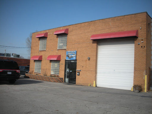 Auto Body Shop «Premier Auto Body & Collision Center», reviews and photos, 14100 Brookpark Rd, Cleveland, OH 44135, USA