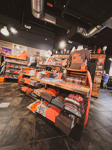 Clothing Store «Cleveland Clothing Co», reviews and photos, 342 Euclid Ave, Cleveland, OH 44114, USA