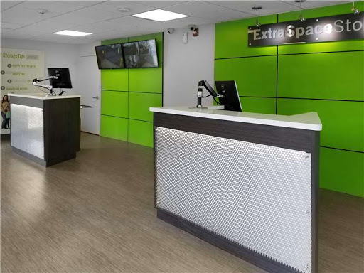 Storage Facility «Extra Space Storage», reviews and photos, 69 Mallory Ave, Jersey City, NJ 07304, USA