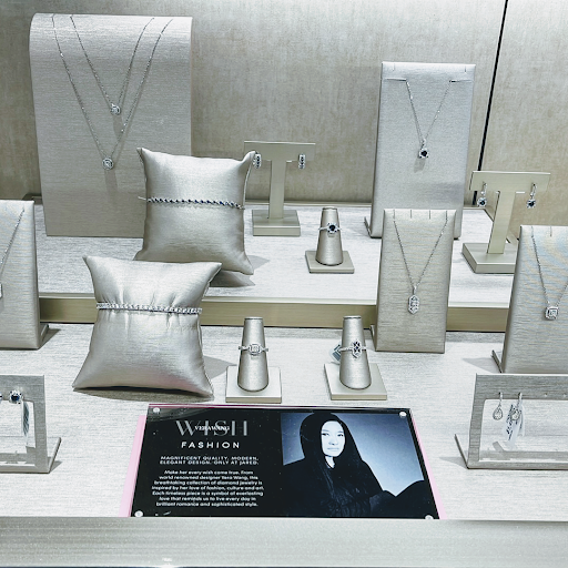 Jewelry Store «Jared The Galleria of Jewelry», reviews and photos, 8275 Red Bug Lake Rd, Oviedo, FL 32765, USA