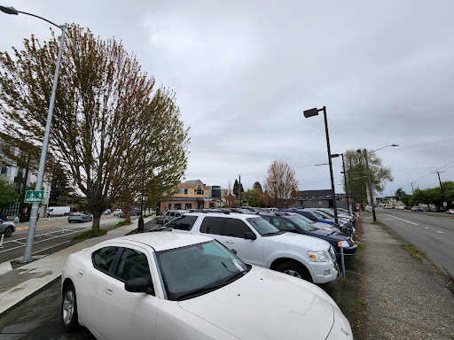 Used Car Dealer «CarHop Auto Sales & Finance», reviews and photos, 8208 Aurora Ave N, Seattle, WA 98103, USA
