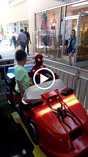 Shopping Mall «Rio Grande Valley Premium Outlets», reviews and photos, 5001 E Expy 83, Mercedes, TX 78570, USA