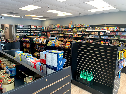 Tobacco Shop «Smoke Hut Smoke Shop», reviews and photos, 11902 Blue Ridge Boulevard g, Grandview, MO 64030, USA