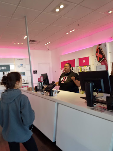 Shopping Mall «Collegetown Shopping Center», reviews and photos, 731 Delsea Dr, Glassboro, NJ 08028, USA