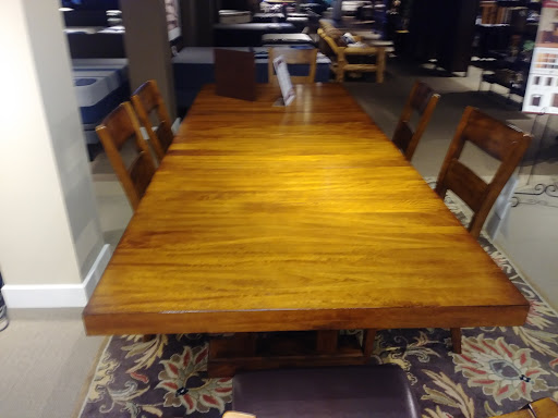 Furniture Store «Becker Furniture World - Northtown», reviews and photos, 304 Northtown Dr NE, Blaine, MN 55434, USA