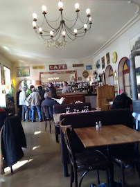 Atmosphère du Restaurant français Les Aubergistes à Marsanne - n°19