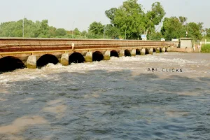 Lower Chenab Canal image