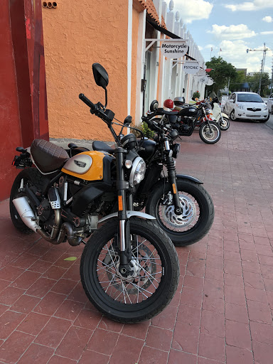 Motorcycle Shop «Motorcycle Sunshine», reviews and photos, 3531 NE 2nd Ave, Miami, FL 33137, USA